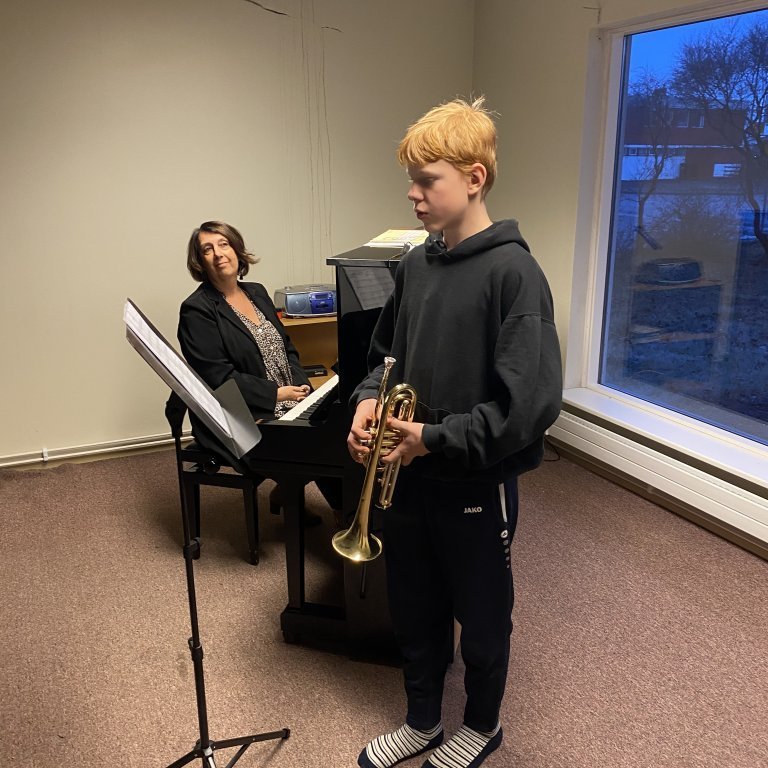 ca73d201-144e-48d3-996e-13570d2f980f