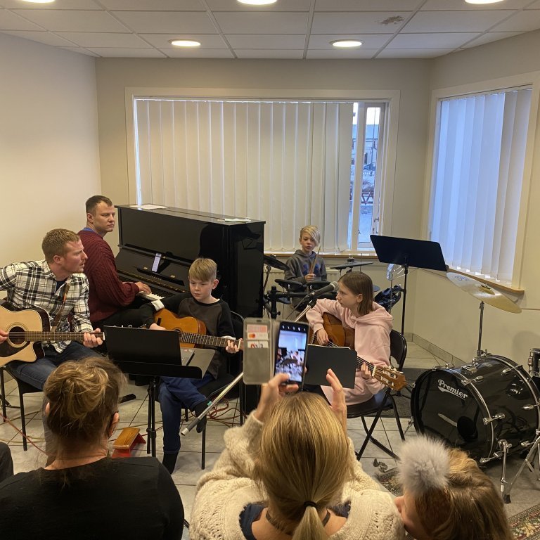 cb69d00a-dcb2-44d2-8b4b-94bda5eb9392