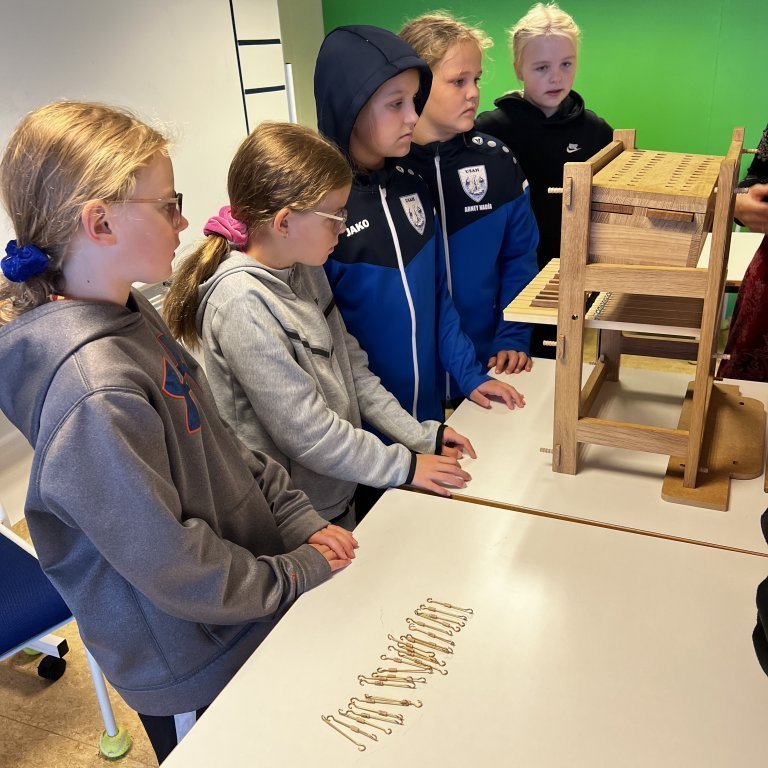 2d7a6608-00c5-4958-97d4-fbc8a28f035d