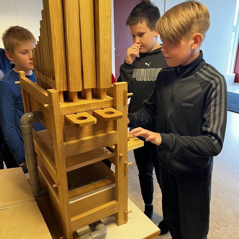 99c11fc7-3c43-419c-a051-f4ddcabd4bcb