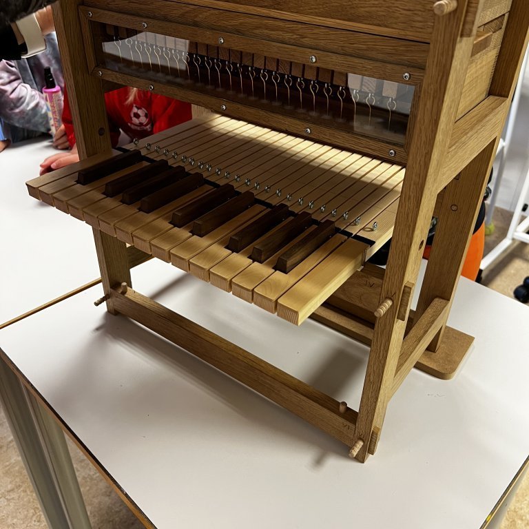 dbfd8756-c604-4646-8d91-1f901a022cbb