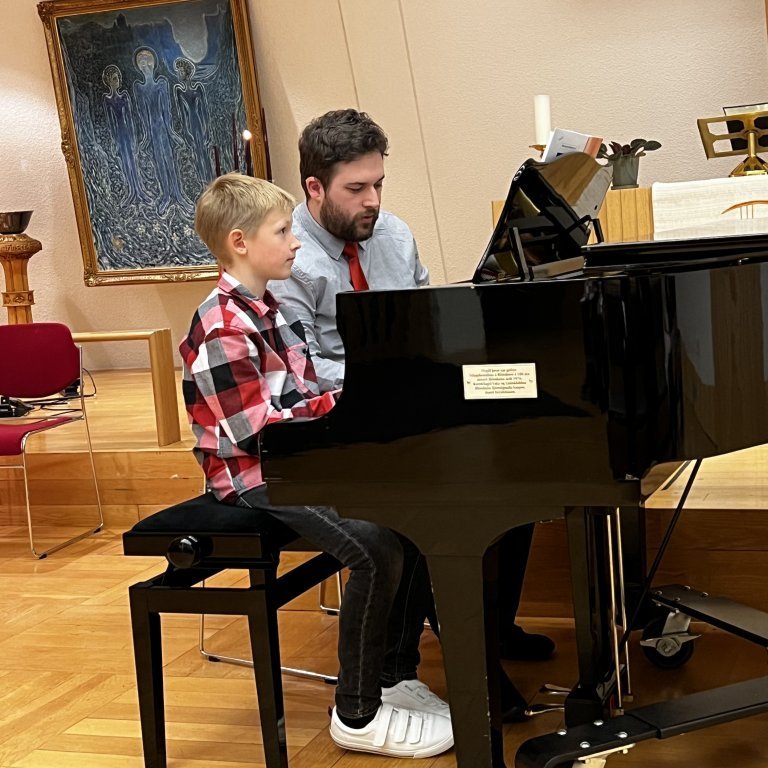 3b813ae0-7e2a-4193-afa2-090d1687ea1d