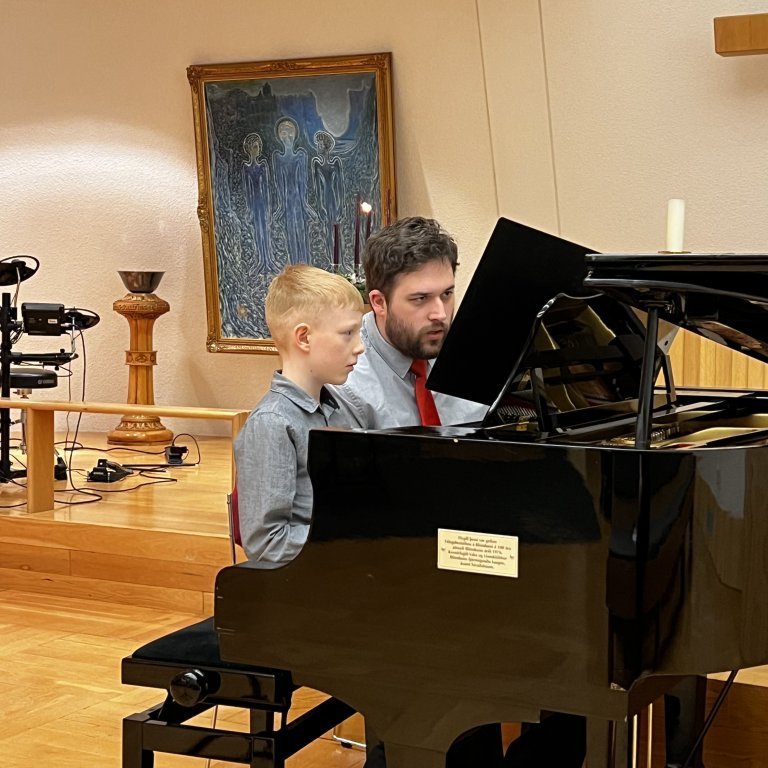 4e388f35-3db0-4f81-8470-c3533f992203