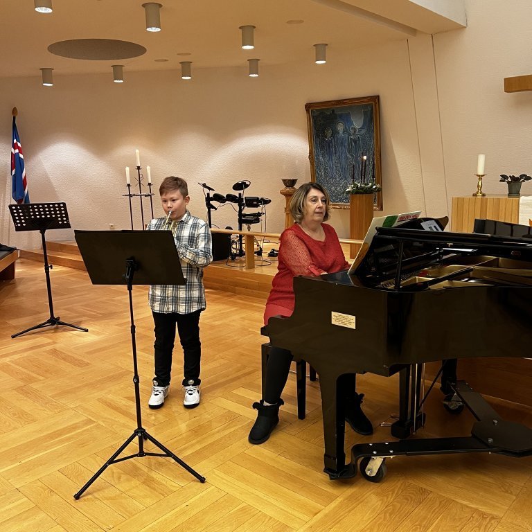 c33f7890-2661-41d9-89f8-c08b6df115b9