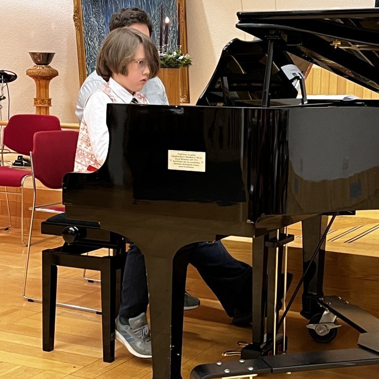 cc8b7d84-eafd-4f3f-9edc-ca2230063a79