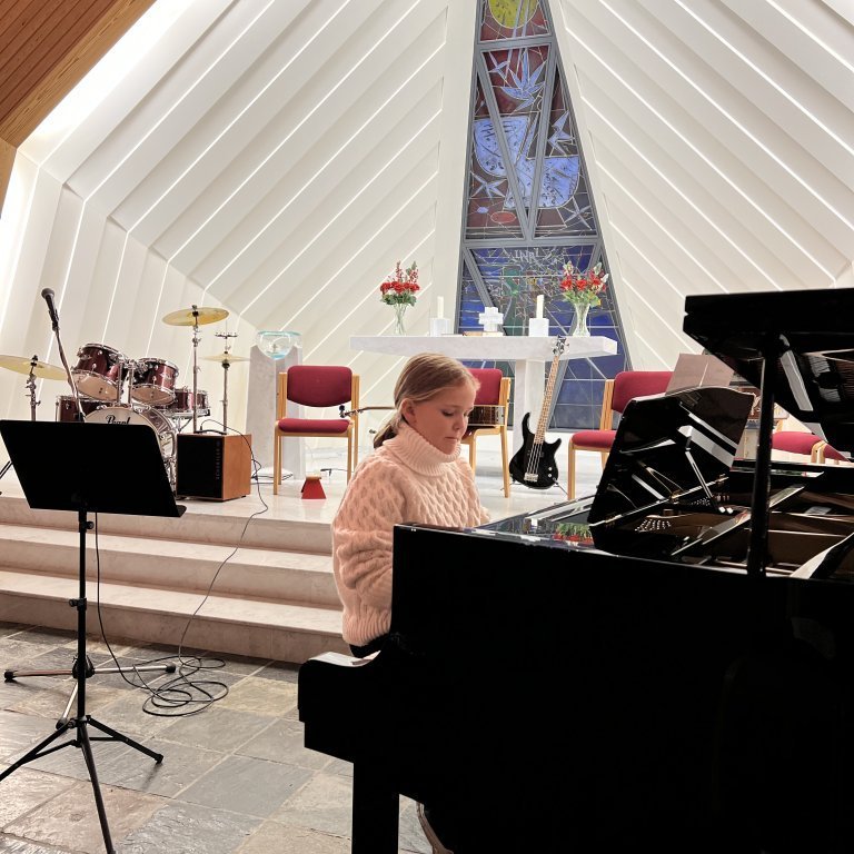 d6237777-49b9-4391-a932-468ad7a06e94