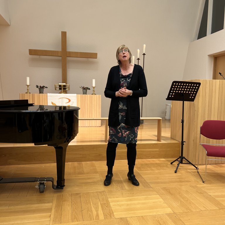 e2ea2ca8-ed6e-417a-82d4-ed72258b5fa9