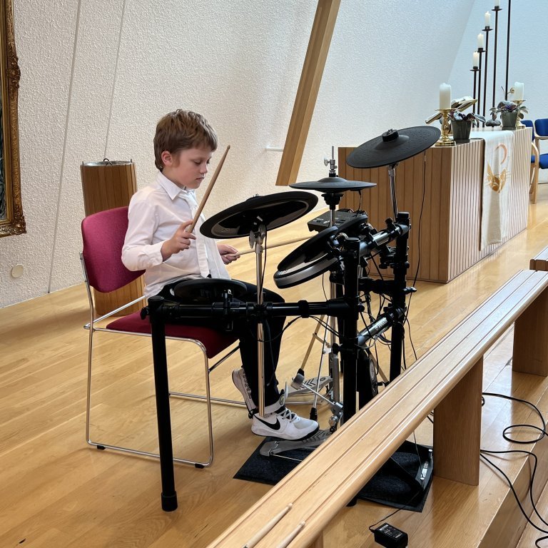 1e9eb8bd-cc0d-4539-b4a6-18ea7c5619fe