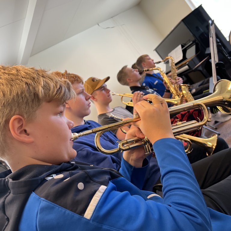 2063947e-5422-4c02-a937-43eb94b70456