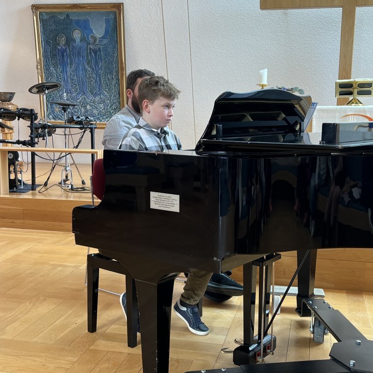 67fdf4b1-8a3d-43b9-a74e-d9d58929f7fd