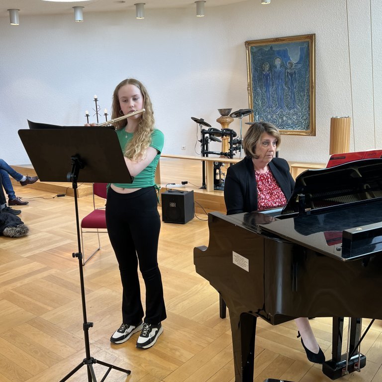 a93c2c41-7801-4e62-85e2-c6abf9d20bd2