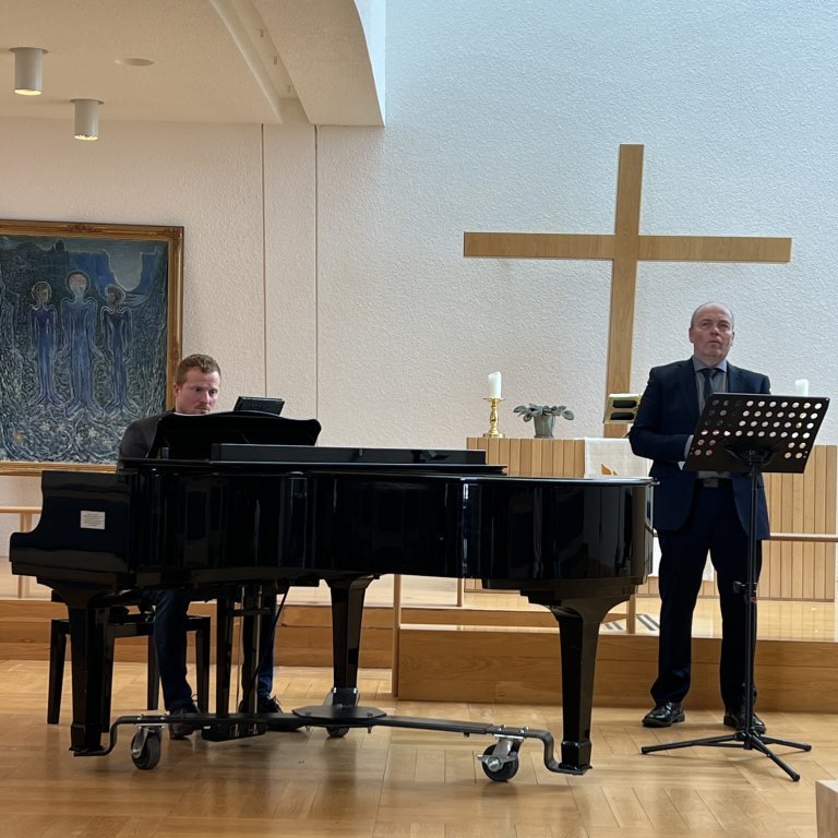 ae511f36-f8f9-404d-b7f4-b1f6d3ff155f