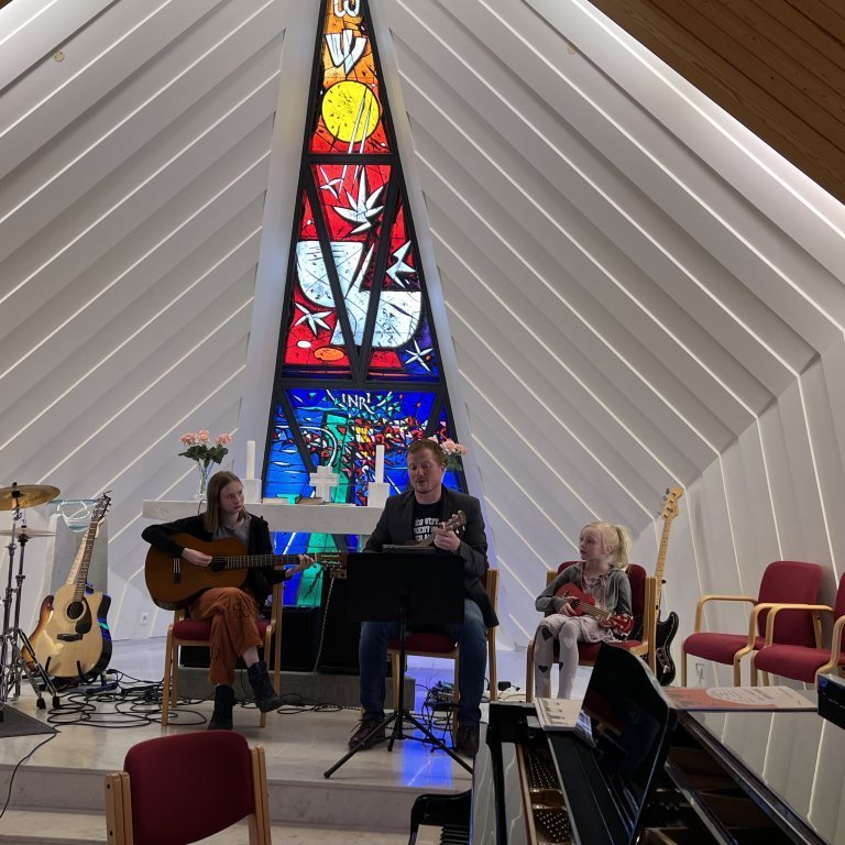 b25233ff-47c8-43ce-b543-134a4e99fba6