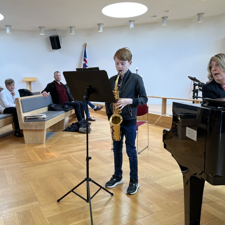 bb271644-e1bc-47f7-a3a3-4b2b0bd5020d