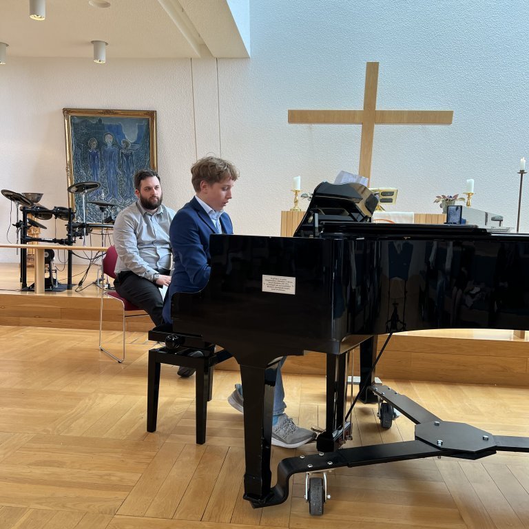 be71b321-46b4-49ce-a776-24906e0d93cc