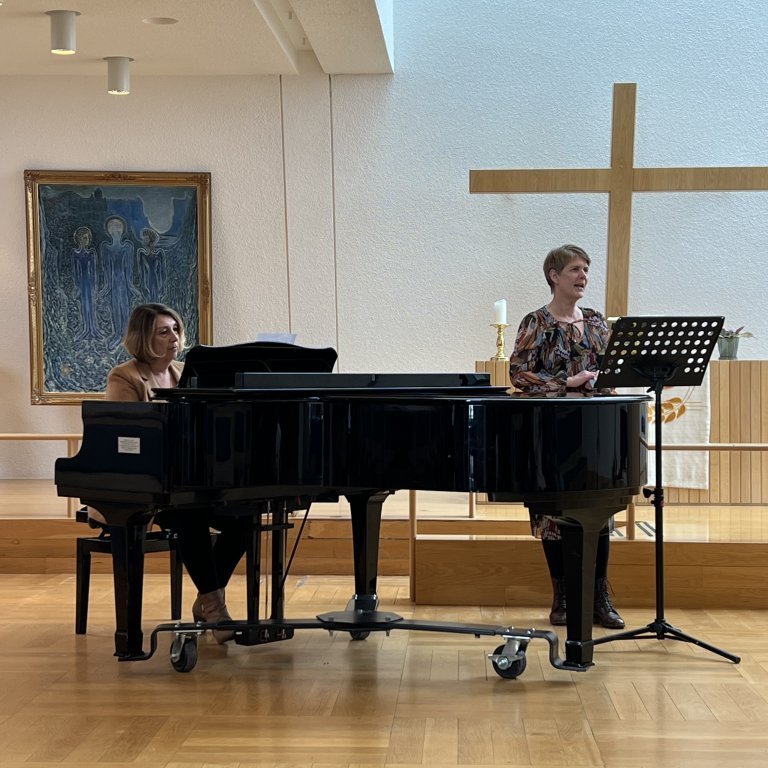 e1e33555-d2af-4665-92dd-37080b71a2cb