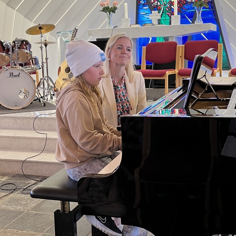 e5a5882e-a453-4442-9976-18a38f3f41f7