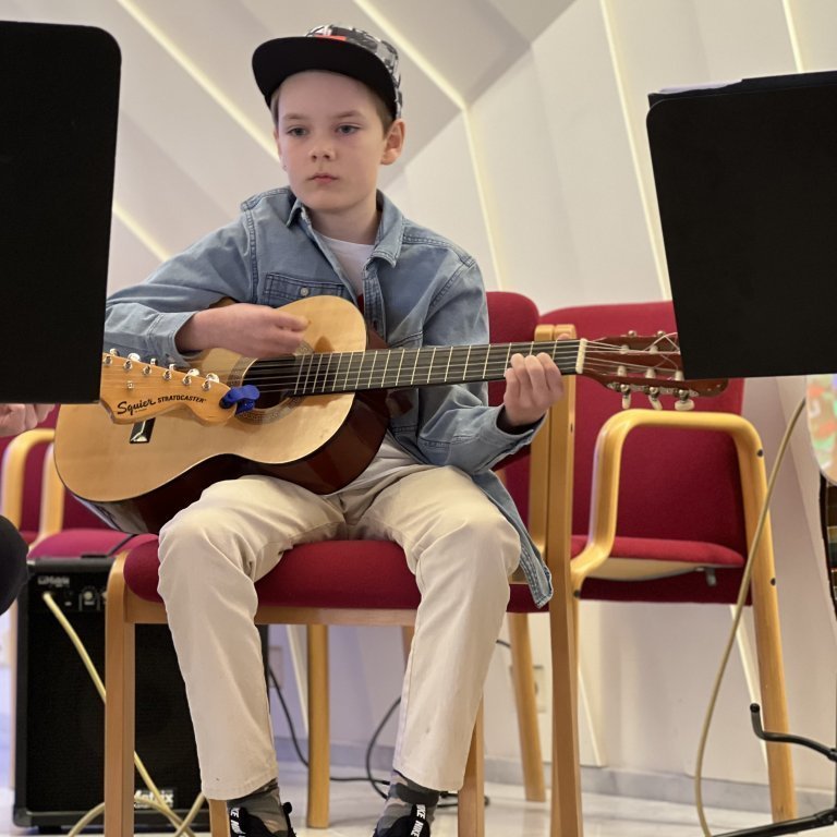 1298406c-d92e-41bd-ab56-01ccdbfd2244