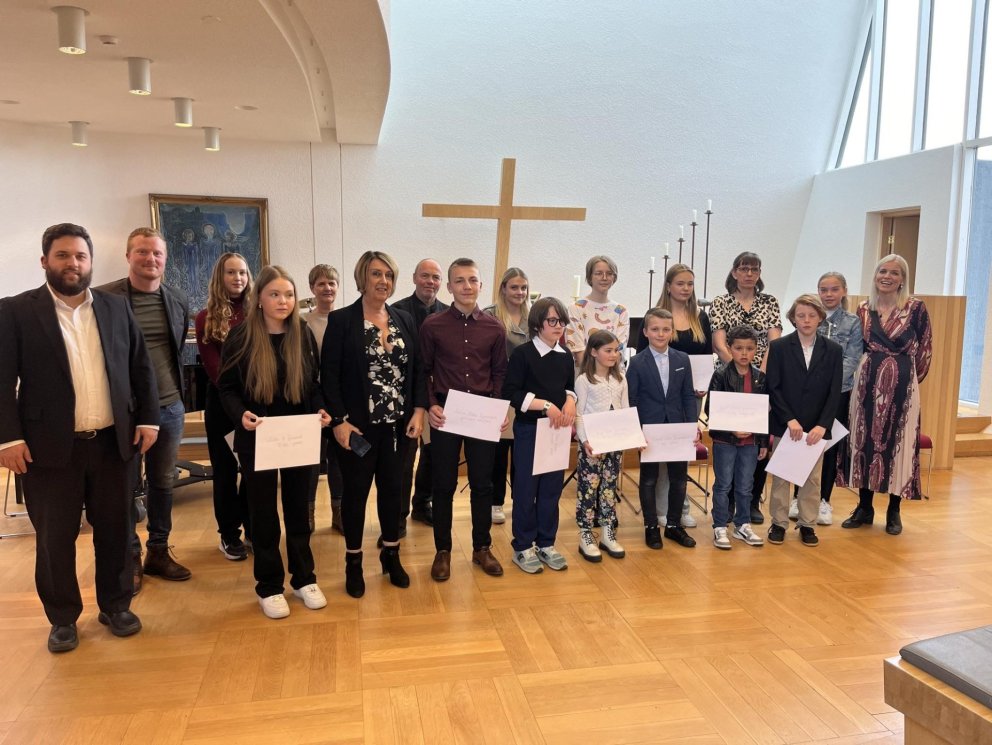 Nemendur sem luku stigs- og áfangaprófum.