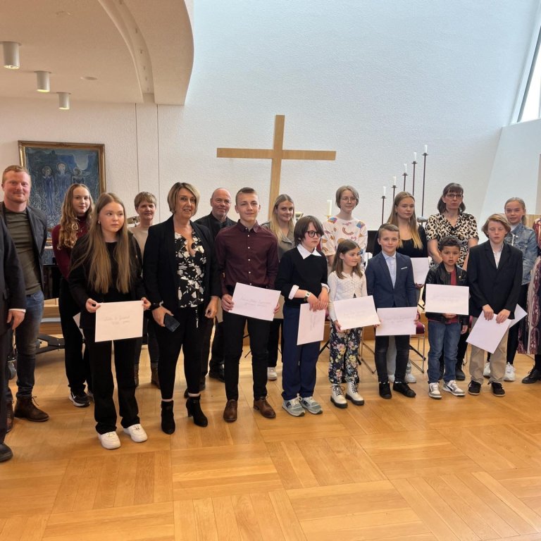 Nemendur sem luku stigs- og áfangaprófum.